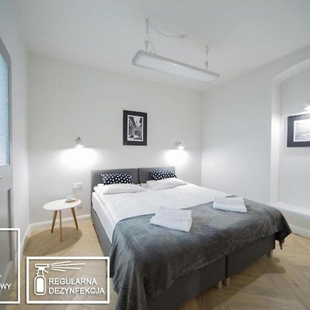 קרקוב M5 Main Square Stylish One Bedroom מראה חיצוני תמונה